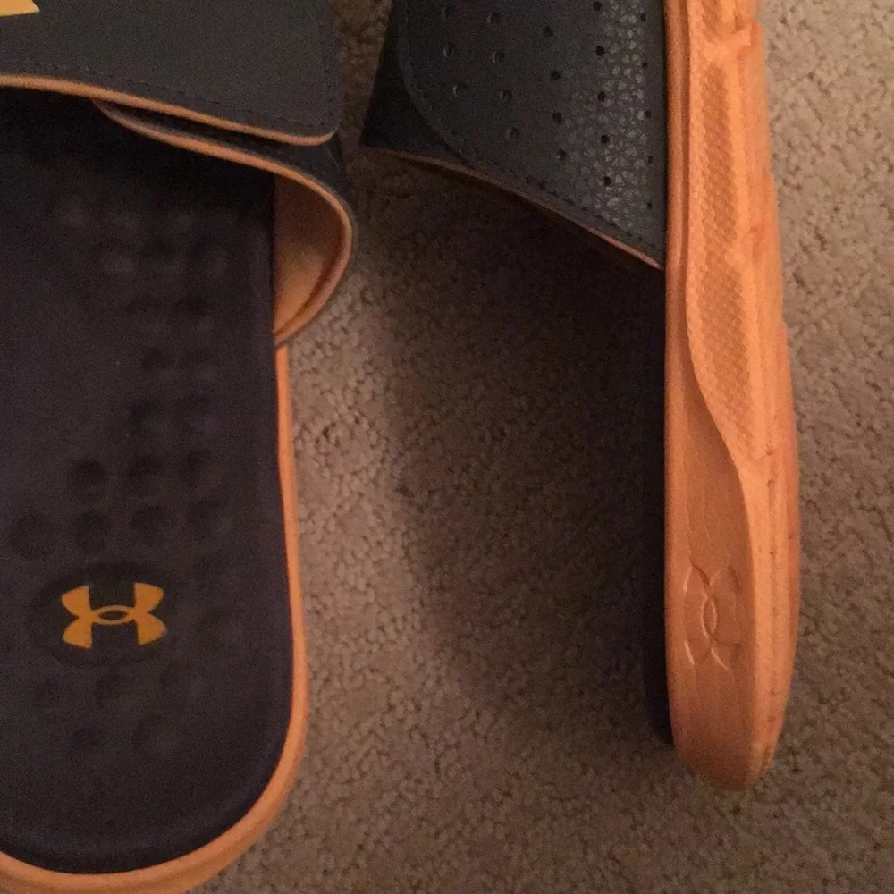 Under Armour mens Ignite Pro Slide Sandal - Picture 6 of 10